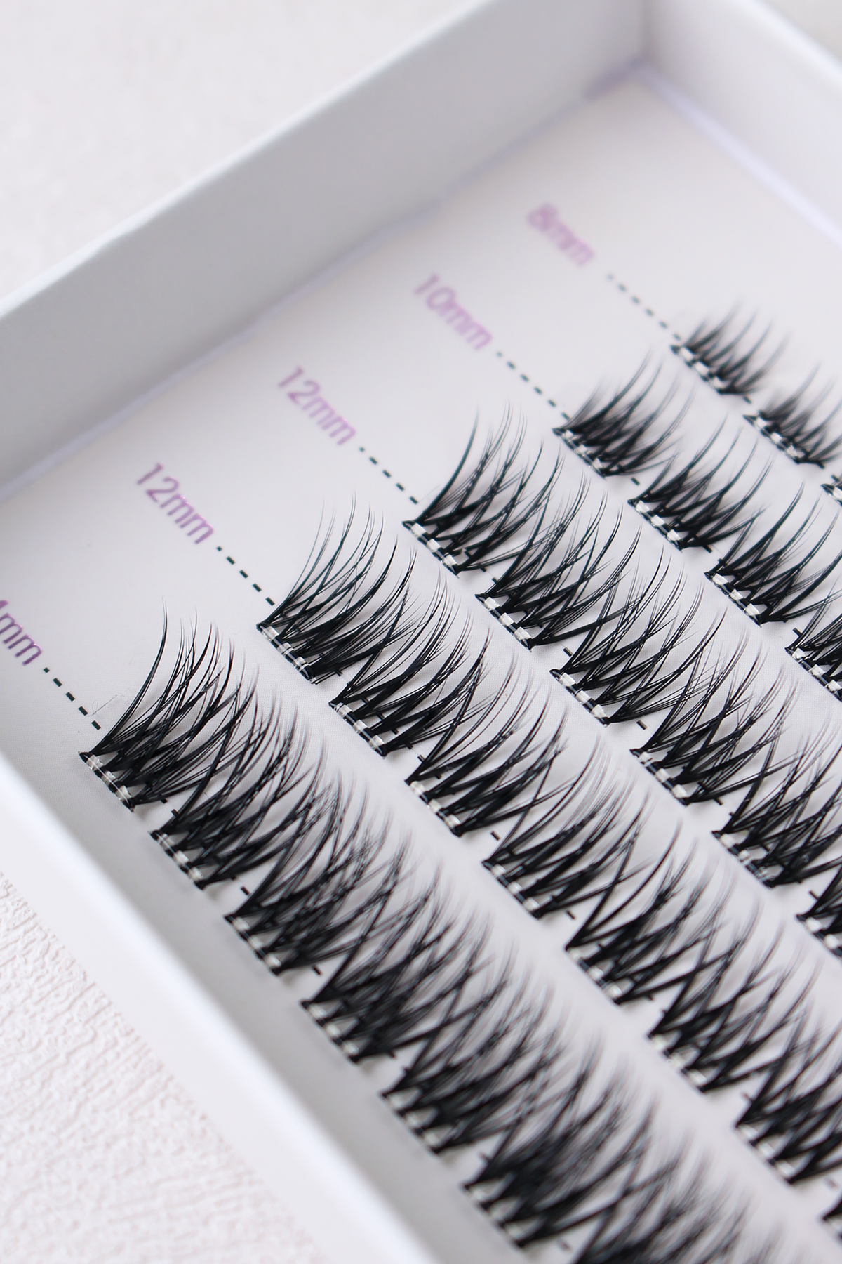 Lashable CLEAN GAL samolepicí pre-glued řasy - Lashable